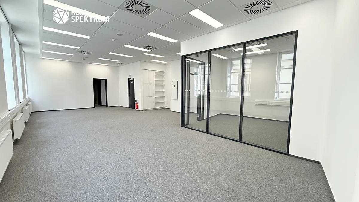 Pronájem kanceláře 106 m²